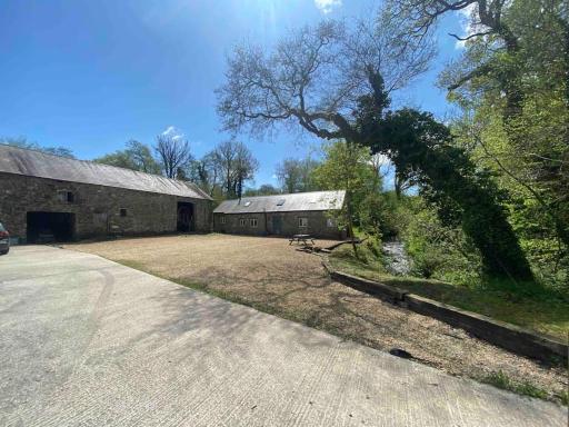 Abercrymlyn barn - Housity