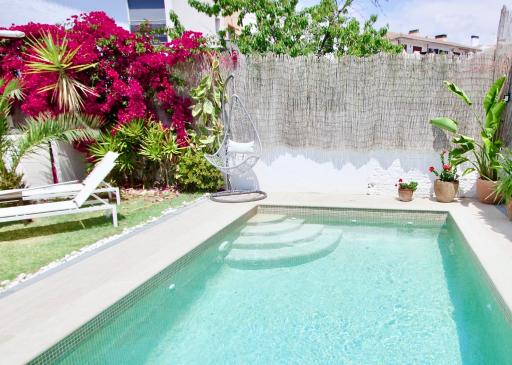 Beach house with private swimming pool * 5 min walk to the beach - Housity