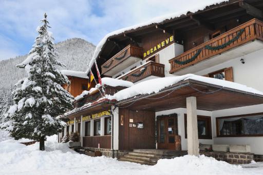 Hotel Bucaneve - Housity