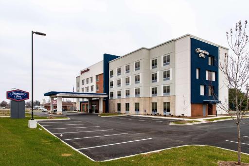 Hampton Inn Paris IL, IL - Housity