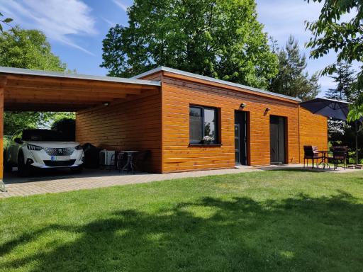 Apartman pod lipou - samostatny objekt - Housity