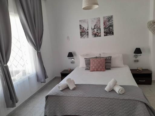 Zolfo Antico Beach Apartment Perissa - Housity