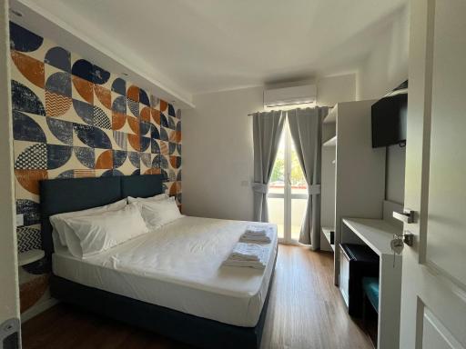 Levar Del Sole - Housity