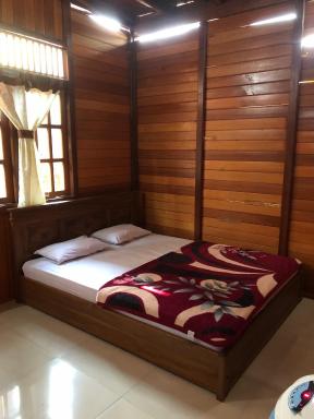Roemah Kayu Saragan Syariah Magelang Mitra RedDoorz - Housity