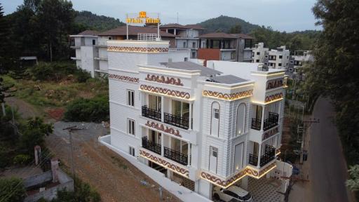 White Mint - Housity