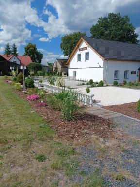 Agroturystyka Pod D?bami - Housity