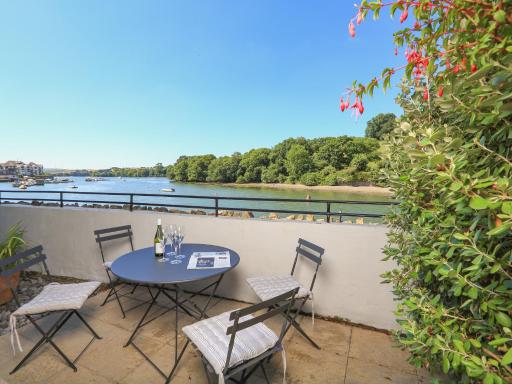 1 Crabshell Quay - Housity