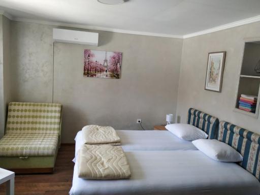 Studio Kaća - Housity
