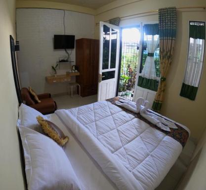 Homestay dan Cafe BungaSonsang - Housity