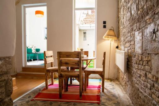 Authentic House near Popular Attractions in Izmir - Housity