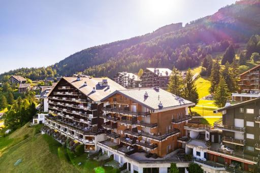 Superbe appartement, en 2 parties, au centre d'Anzère - Housity