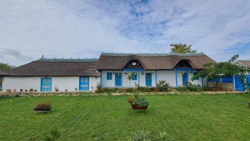 Pensiunea Casa Golovita - Housity