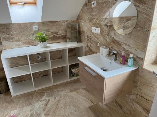 Nový a krásný apartmán v blízkosti Košťálova - Housity