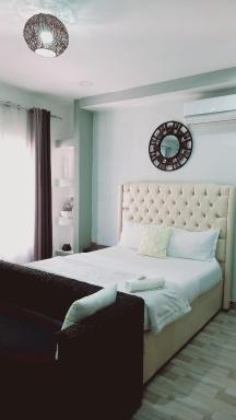 HideAway Studio Apartment- 3mins From US Embassy - Housity