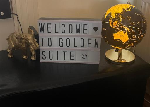 Golden Suite Azure North - Housity