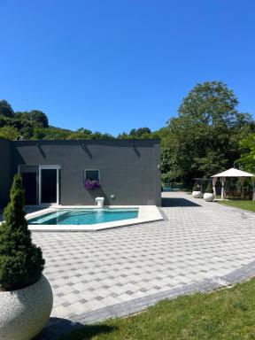 LV Spa & Apartment - Housity