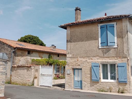 La Cour - Housity