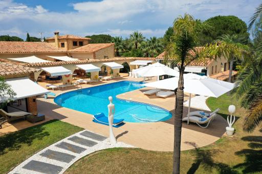 Chambre d'hôtes & SPA Mas Dels Esquirols - Housity