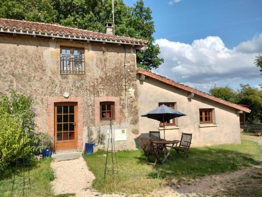 Les Ecots - Petit gîte de caractère à la ferme - Housity
