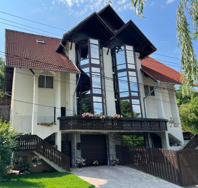 Casa Dan - Housity