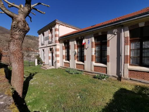 Gîte confortable 3 chambres au bord de l'Allier - FR-1-582-16 - Housity