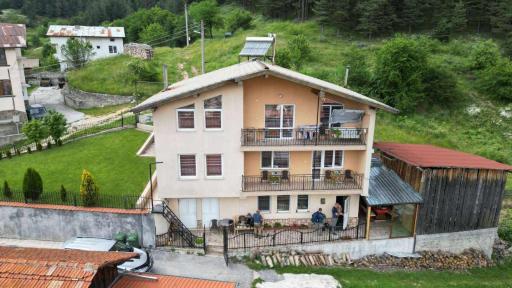 Къща за гости МЕЛИСА - Housity