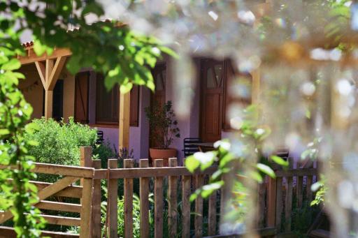 Can Raset Rustic Bed & Breakfast - Housity