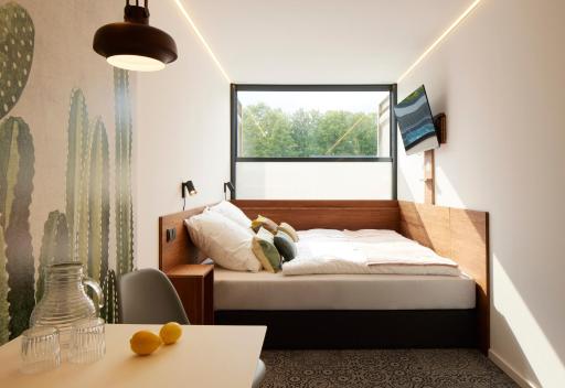 TIN INN Montabaur l einfach gut - Das Hotel aus hochwertig ausgebauten Überseecontainern - Housity