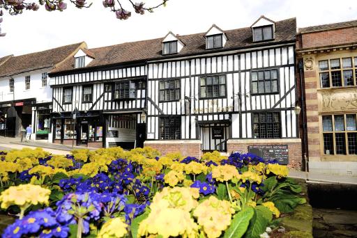 White Hart Hotel - Housity