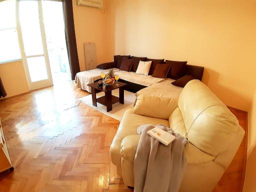 Amarena Apartment - Housity