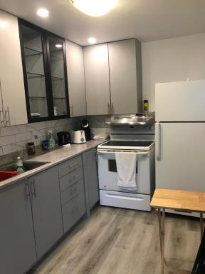 Room infront of UOttawa 8Min Walk Downtown - Housity