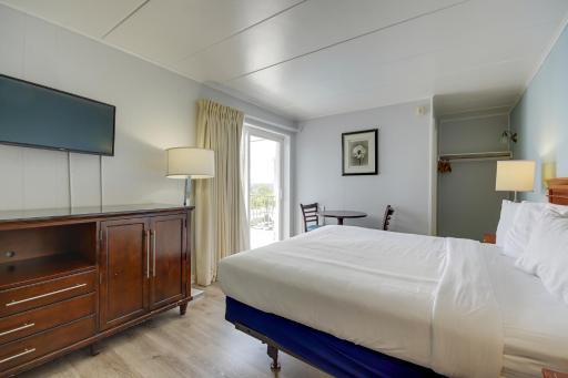 Rideau Oceanfront Motel - Housity