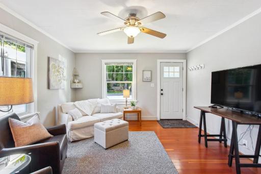 Charming Eugene Retreat Private Hot Tub and Yard! - Housity