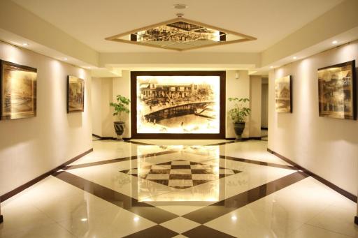 Varna Culture Hotel Soerabaia - Housity