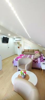 Maslina Rooms - Housity