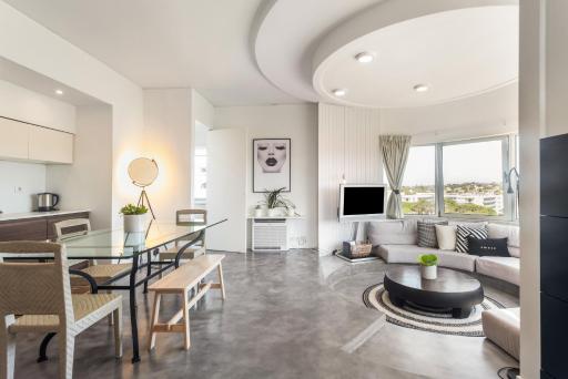 Nomad Dreams N. 6 - Housity