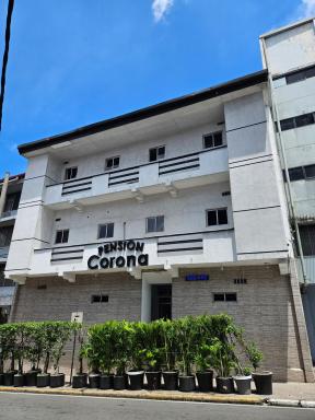 Hotel Pension Corona - Housity