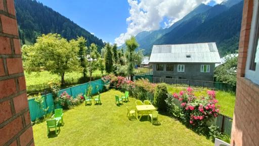 Kolahoi Heights Guest House - Housity