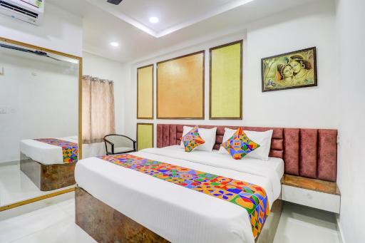 FabExpress Viraaj Suites - Housity