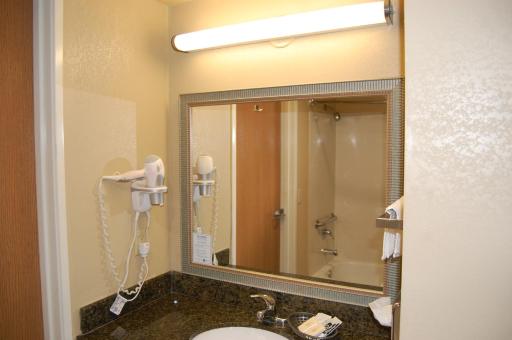 Pleasant Hill Inn - Housity