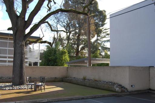 Pleasant Hill Inn - Housity