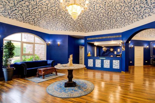 Palette - Tivoli Heritage Palace - Housity