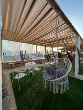 Beach Suites - by Lido Scalzone - Housity