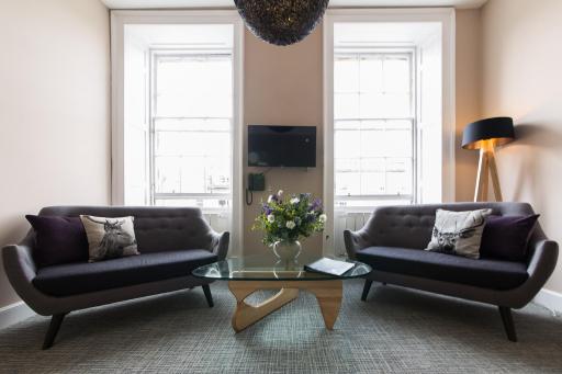 The Spires Serviced Apartments Edinburgh - Housity