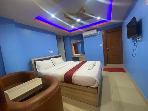 Chris Bed and Breakfast by Hostmandu - Housity