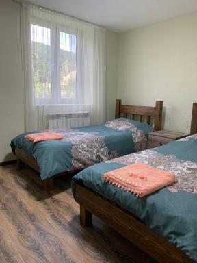 Riverside Rancho guest house - Housity