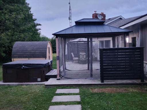 Deer Run Cottage Kawartha - Housity