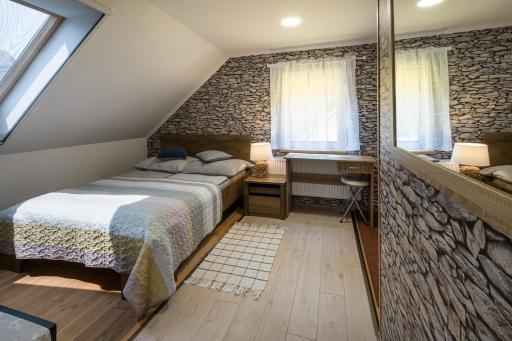 Szürke Vendégház Balatonkenesén - Housity
