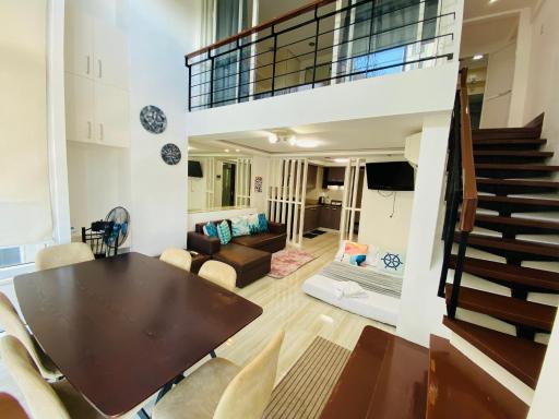 Cebu City Huge Lofts by P&J - Hizvo