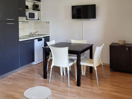 Studio cosy avec piscine, balcon sud, vue montagne et accès direct aux pistes - Les Orres 1800 - FR-1-322-494 - Housity